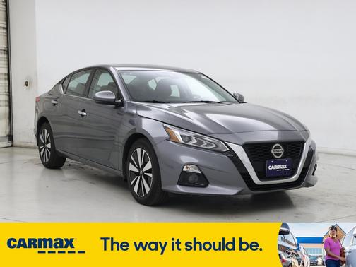 2020 Nissan Altima SV
