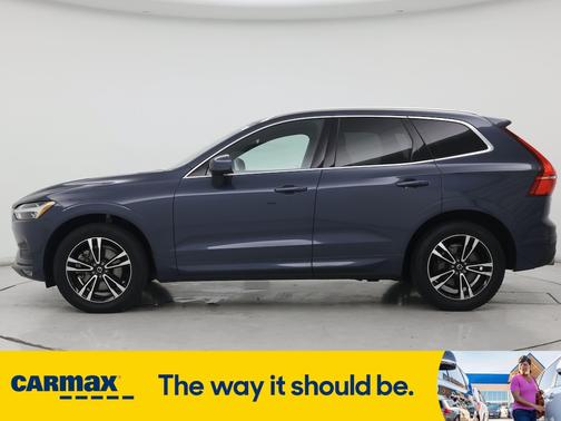 2021 Volvo XC60 T6 Momentum