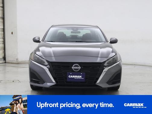 2023 Nissan Altima SV