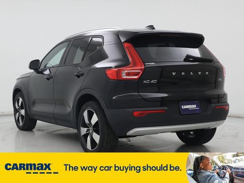 2020 Volvo XC40 T5 Momentum
