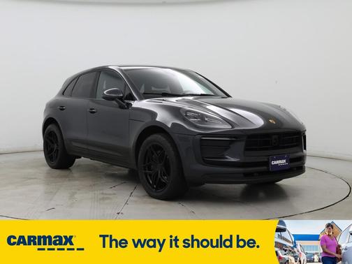2022 Porsche Macan