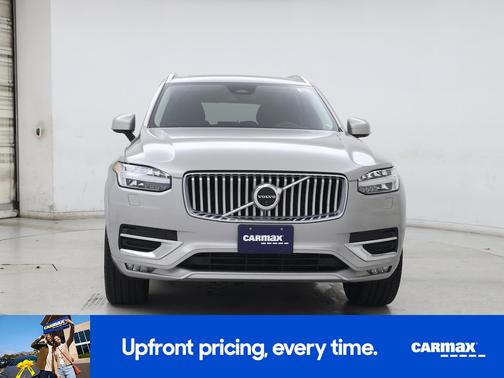 2024 Volvo XC90 B6 Plus Bright Theme