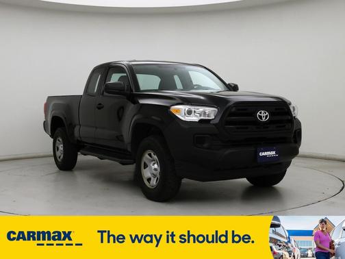 2017 Toyota Tacoma SR