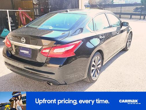 Black 2017 Nissan Altima SV