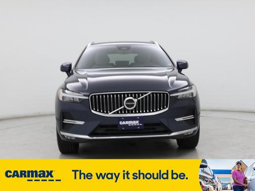 2022 Volvo XC60 B5 Inscription