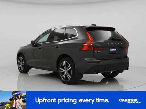 2021 Volvo XC60 T5 Momentum
