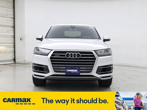 2019 Audi Q7 SE Premium Plus
