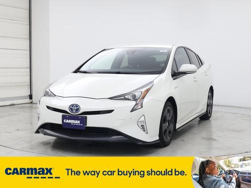 2017 Toyota Prius Four Touring