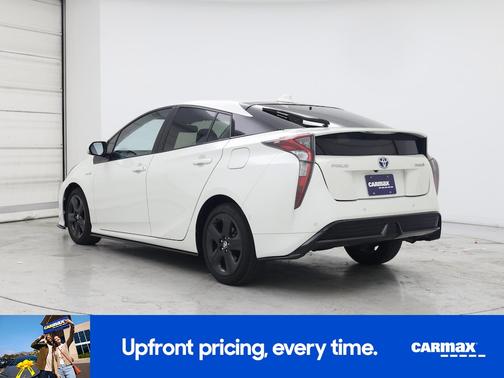 2017 Toyota Prius Four Touring