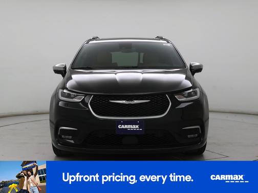 2023 Chrysler Pacifica Hybrid Pinnacle