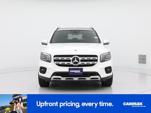 White 2022 Mercedes-Benz GLB 250