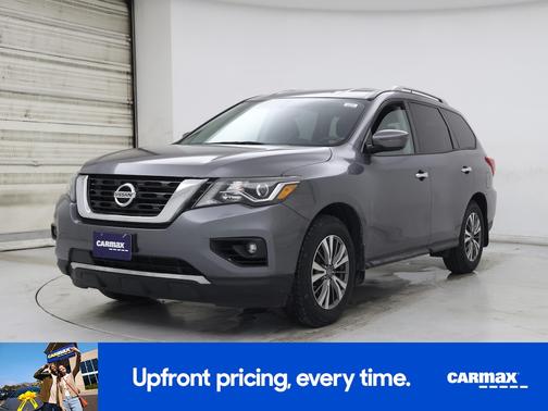 2018 Nissan Pathfinder SV