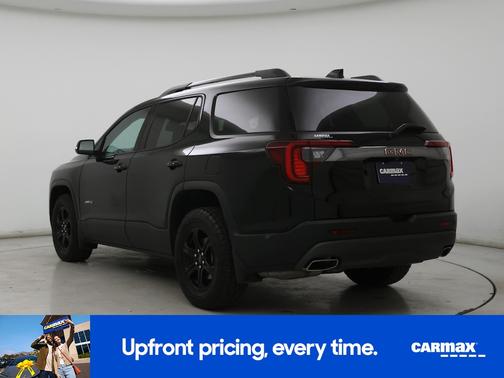 2022 GMC Acadia AT4