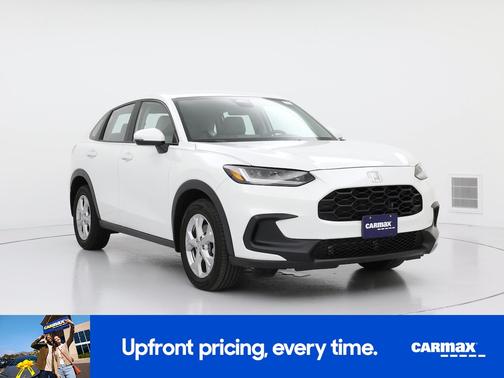 White 2024 Honda HR-V LX