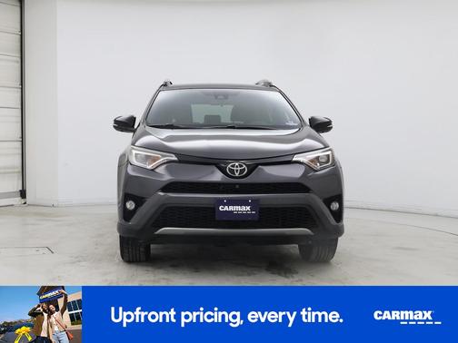 2017 Toyota RAV4 SE