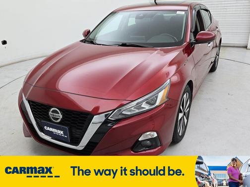 2020 Nissan Altima SV