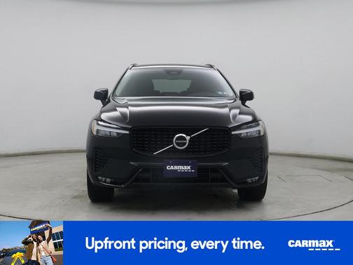 2023 Volvo XC60 B5 Plus Dark Theme