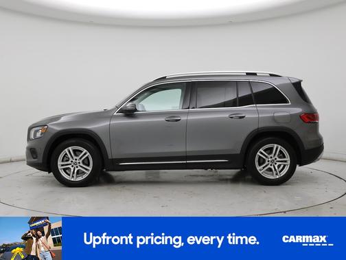 Gray 2022 Mercedes-Benz GLB 250