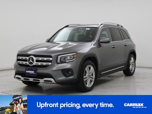 Gray 2022 Mercedes-Benz GLB 250