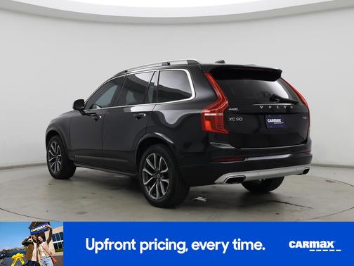 2019 Volvo XC90 T6 Momentum