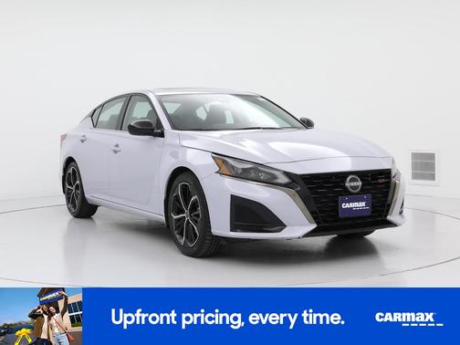 Gray 2024 Nissan Altima SR