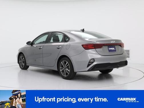 Gray 2024 Kia Forte LXS