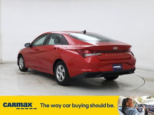 2022 Hyundai ELANTRA SE