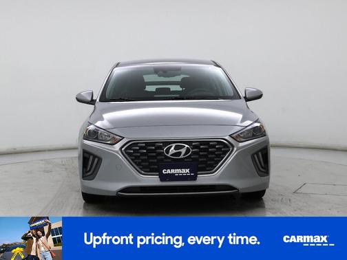 2022 Hyundai IONIQ Hybrid SE