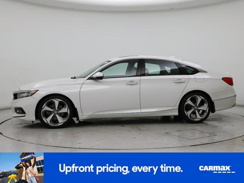 White 2018 Honda Accord Touring