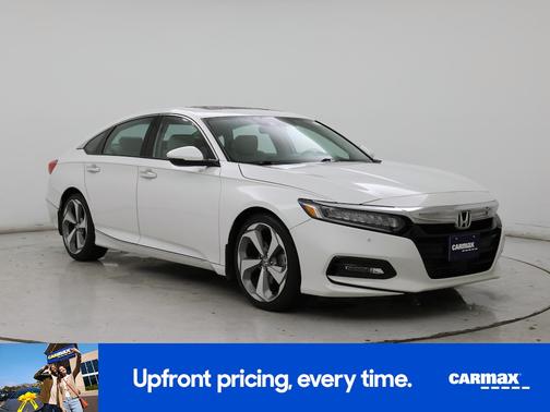 White 2018 Honda Accord Touring
