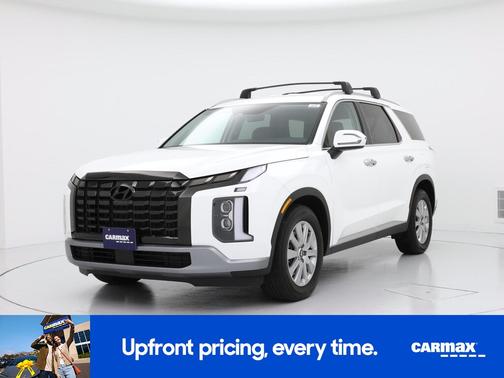 White 2023 Hyundai PALISADE SEL