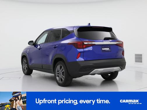 Blue 2023 Kia Seltos LX