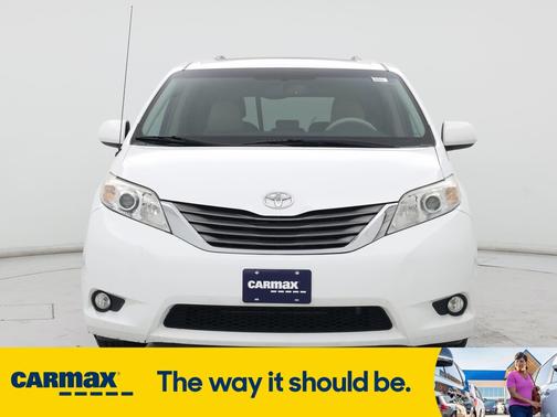 2014 Toyota Sienna XLE