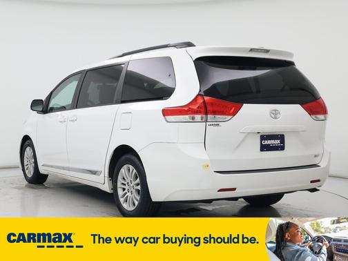 2014 Toyota Sienna XLE