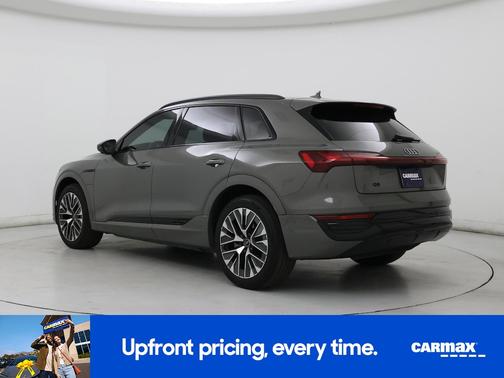 2024 Audi Q8 e-tron Premium Plus