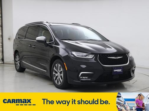 2023 Chrysler Pacifica Hybrid Pinnacle