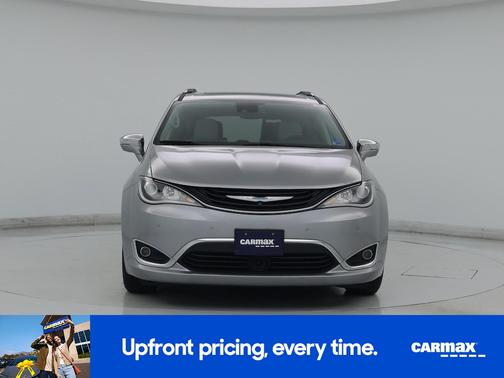 Silver 2018 Chrysler Pacifica Hybrid Limited