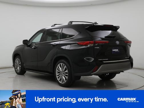 2023 Toyota Highlander Hybrid Platinum