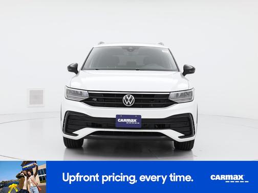 White 2022 Volkswagen Tiguan SE R-Line Black