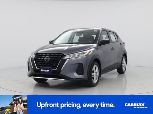 Gray 2022 Nissan Kicks S