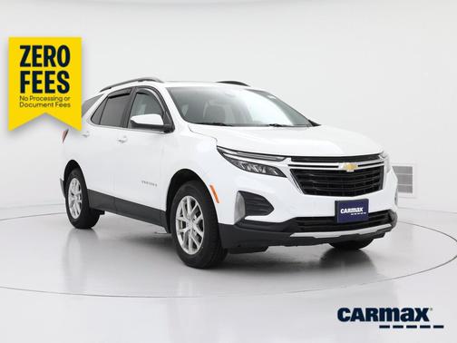 White 2023 Chevrolet Equinox LT