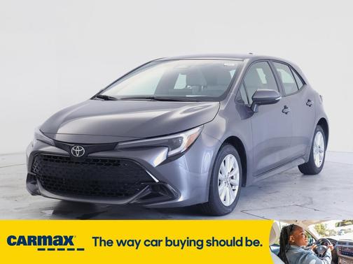 2025 Toyota Corolla Hatchback SE