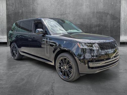 2025 Land Rover Range Rover P530 SE 7 Seat