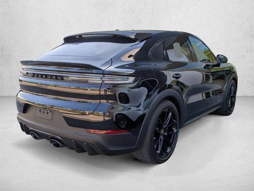 Chromite Black Met 2024 Porsche Cayenne Turbo GT