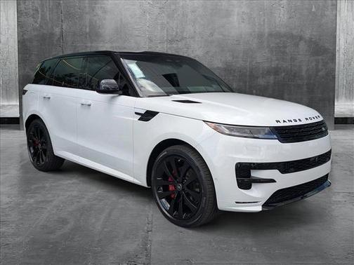 2025 Land Rover Range Rover Sport SE