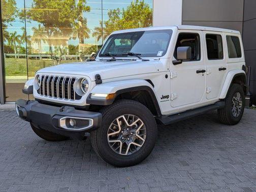 2025 Jeep Wrangler 4-Door Sahara 4x4