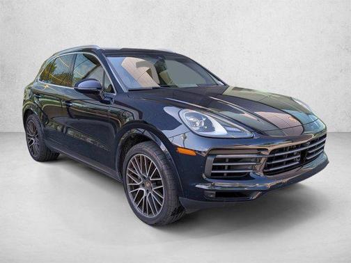 Moonlight Blue Metallic 2023 Porsche Cayenne Platinum Edition