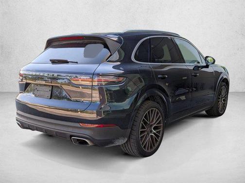 Moonlight Blue Metallic 2023 Porsche Cayenne Platinum Edition