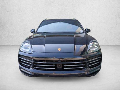 Moonlight Blue Metallic 2023 Porsche Cayenne Platinum Edition
