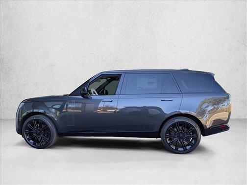 2026 Land Rover Range Rover P530 SE 7 Seat